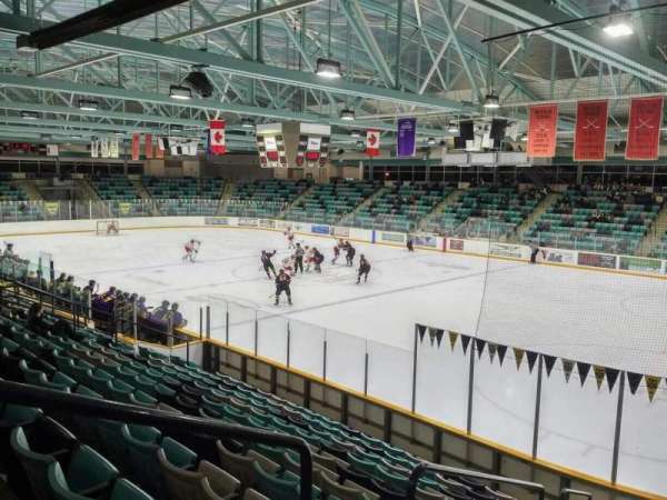 Waterloo Memorial Recreation Complex, bloc: 1, rangée: L, place: 18