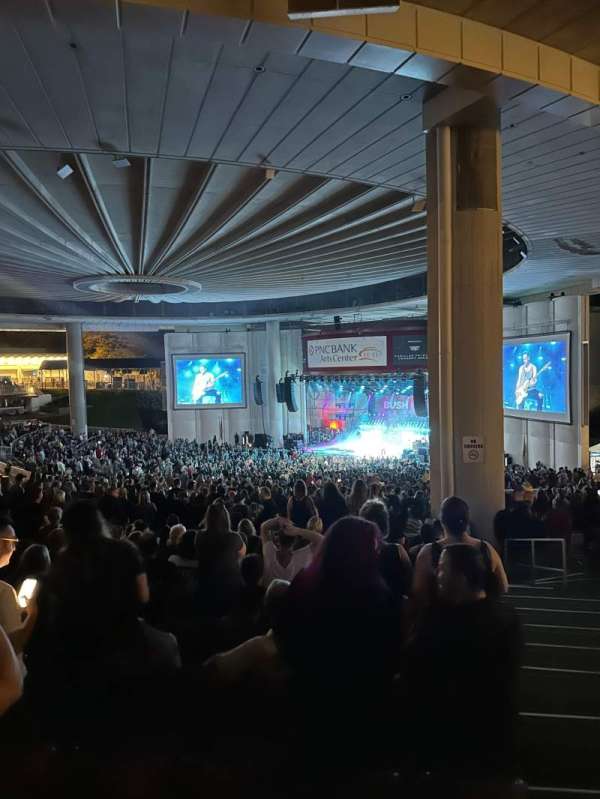 PNC Bank Arts Center, bloc: 402, rangée: M, place: 184