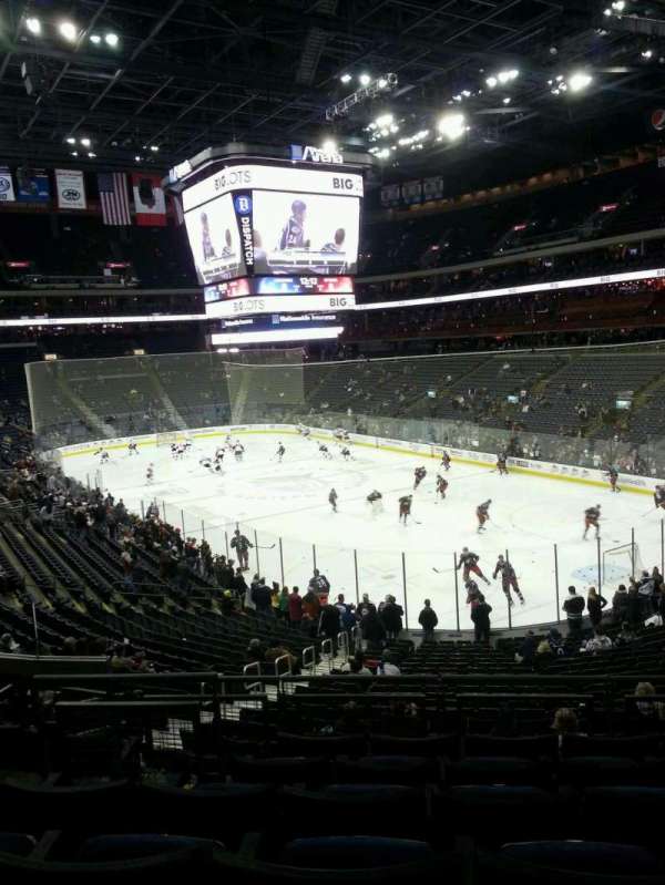 Nationwide Arena, bloc: 122, rangée: FF, place: 10