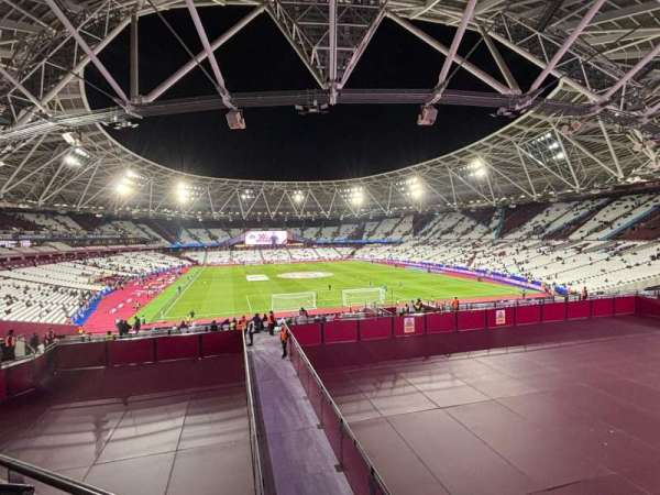 London Stadium, bloc: 219, rangée: 37, place: 65