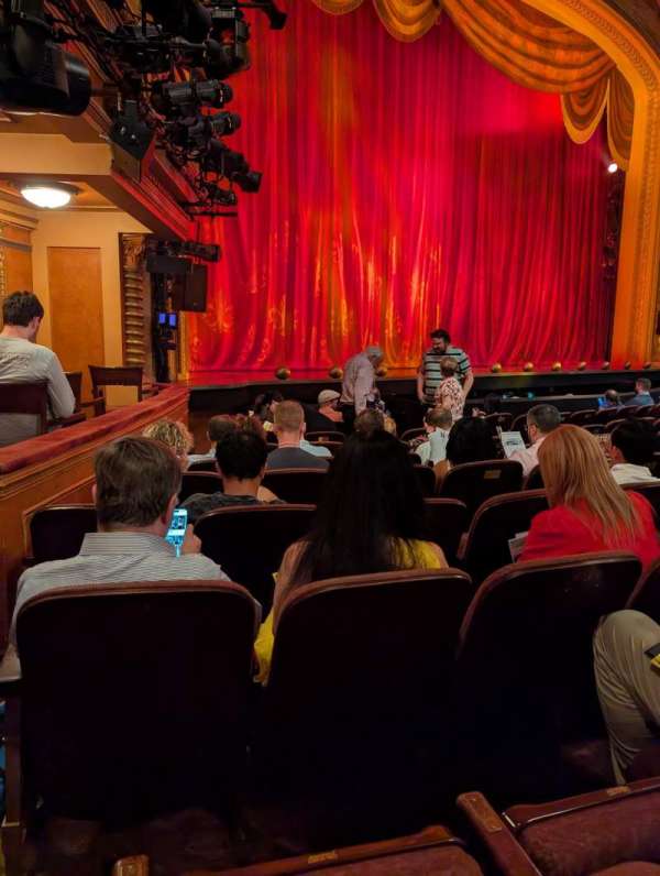 Todd Haimes Theatre, bloc: Orchestra L, rangée: K, place: 19