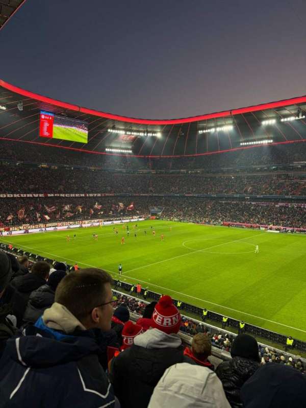 Allianz Arena, bloc: 233, rangée: 5