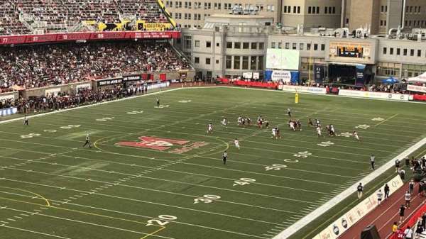 Percival Molson Memorial Stadium, bloc: N2, rangée: 16, place: 4