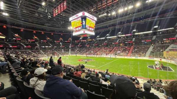 Canadian Tire Centre, bloc: 114, rangée: P, place: 2