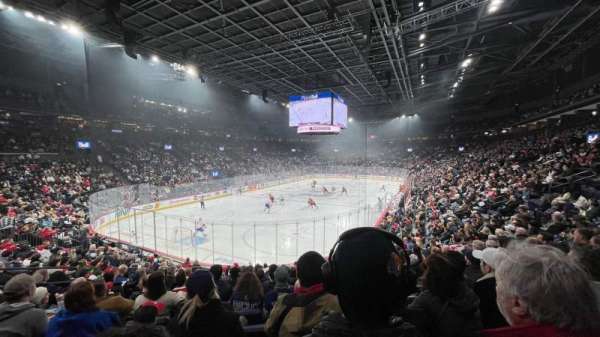 Place Bell, bloc: 104, rangée: P, place: 9