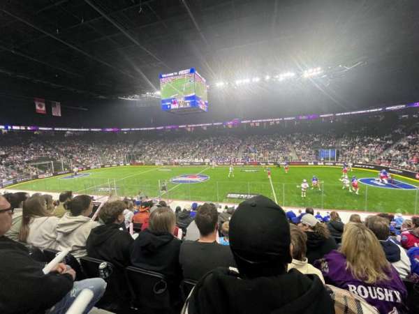 TD Coliseum, bloc: 115, rangée: 16, place: 14