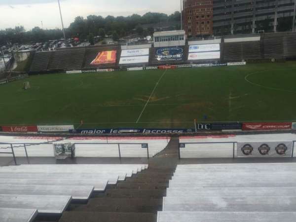 American Legion Memorial Stadium, bloc: 8, rangée: PP, place: 17
