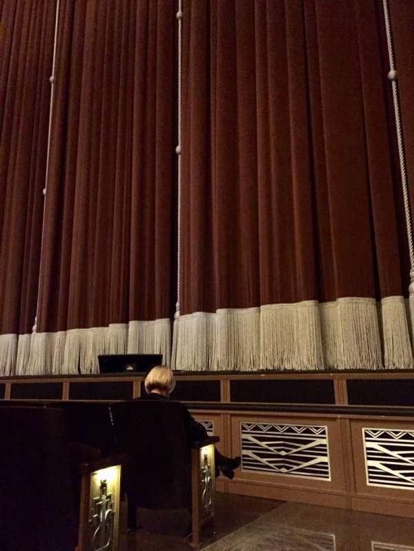 Reynolds Hall at The Smith Center, bloc: Orchestra R, rangée: B, place: 301