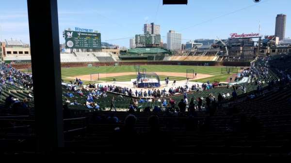 Wrigley Field, bloc: 217, rangée: 11, place: 5