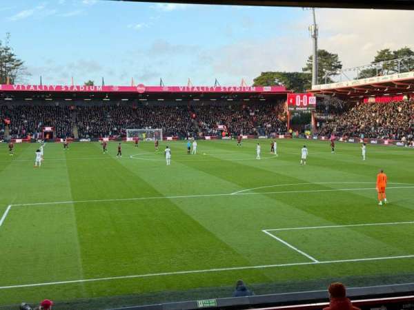 Vitality Stadium, bloc: 29, rangée: O, place: 107
