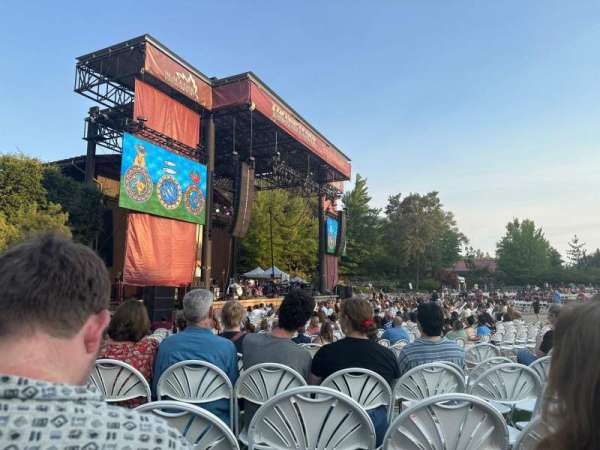 Ironstone Amphitheatre, bloc: D, rangée: 6, place: 33