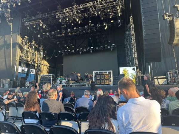 Toyota Amphitheatre, bloc: 2, rangée: 11, place: 9