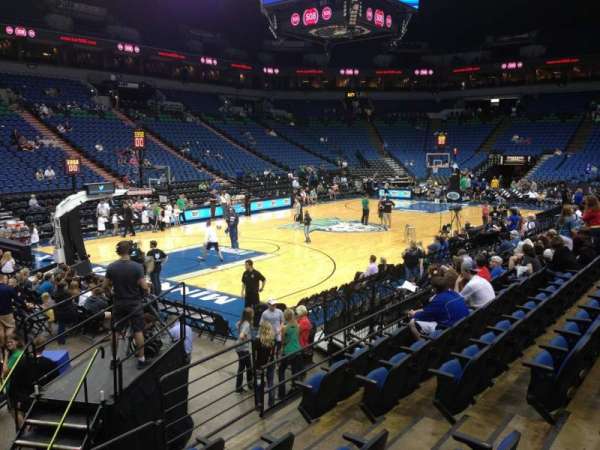 Target Center, bloc: 116, rangée: L, place: 8