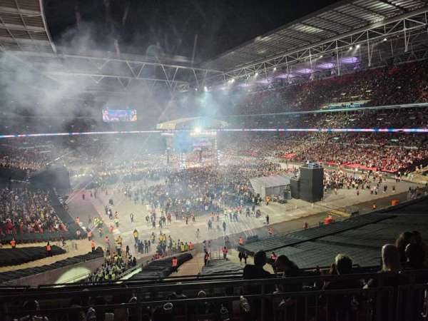 Wembley Stadium, bloc: 243, rangée: 8, place: 100