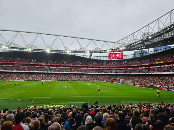 Emirates Stadium, bloc: 31, rangée: 17, place: 976