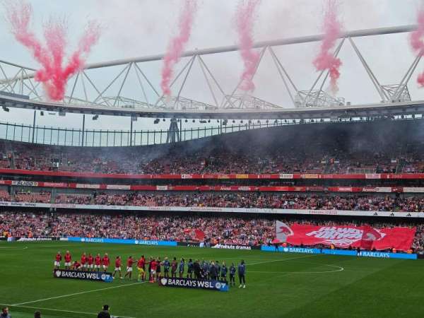 Emirates Stadium, bloc: 31, rangée: 17, place: 976