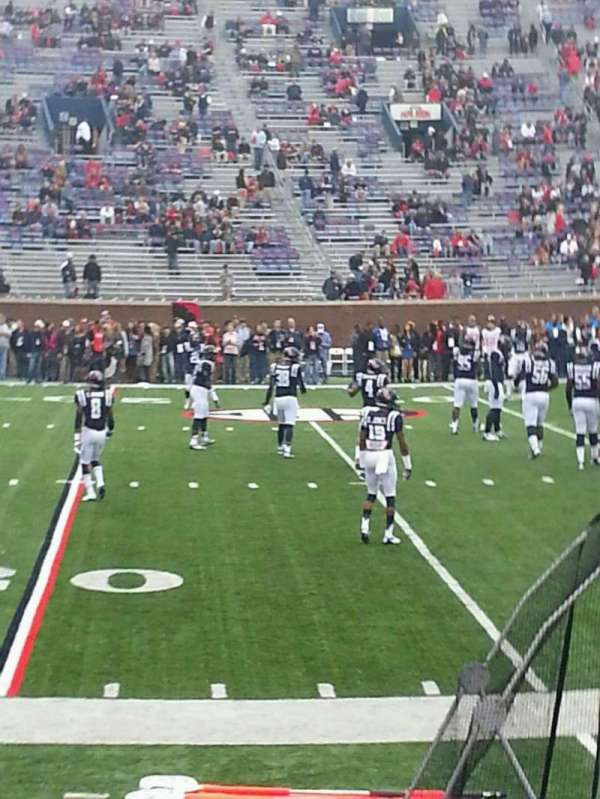 Vaught-Hemingway Stadium, bloc: Q, rangée: 5, place: 16