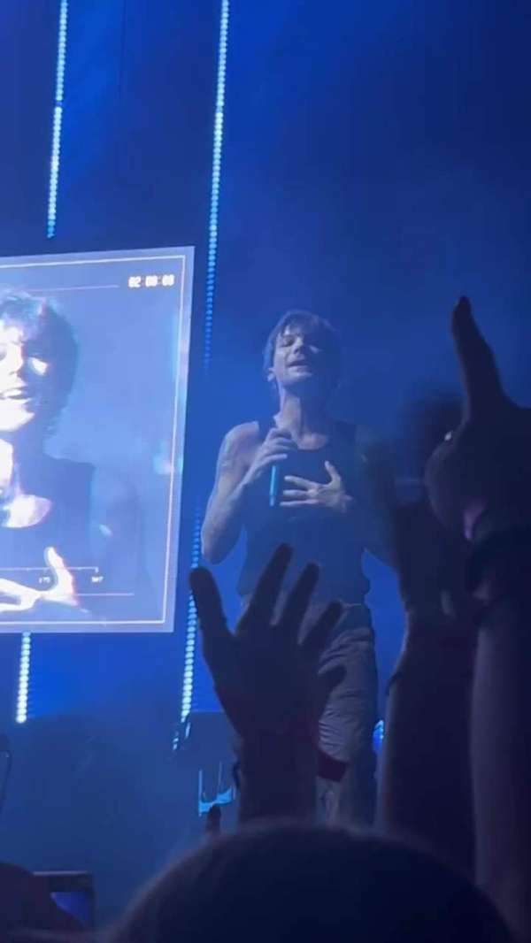 Unipol Arena, bloc: pit, rangée: 3/4