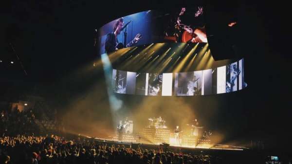 SAP Arena, bloc: 203, rangée: 4, place: 34