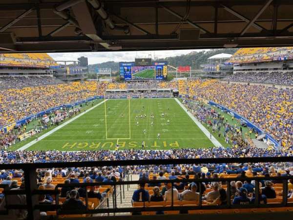 Acrisure Stadium, bloc: NC-009, rangée: A, place: 17