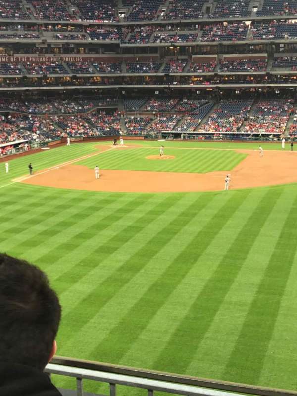 Citizens Bank Park, bloc: 202, rangée: 2, place: 9