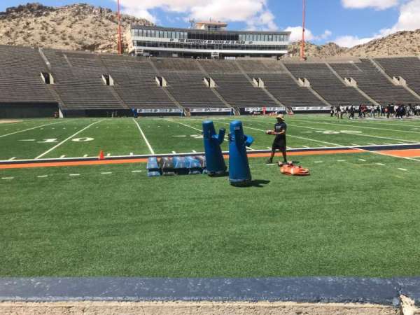 Sun Bowl Stadium, bloc: 25, rangée: 1, place: 1
