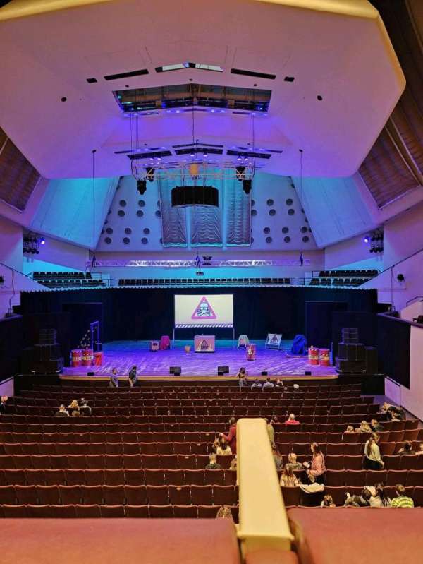 Nottingham Royal Concert Hall, bloc: Tier one, rangée: f, place: 24