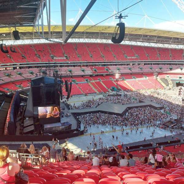 Wembley Stadium, bloc: 532, rangée: 23, place: 158