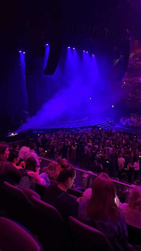 Ziggo Dome, bloc: 110, rangée: 4, place: 131