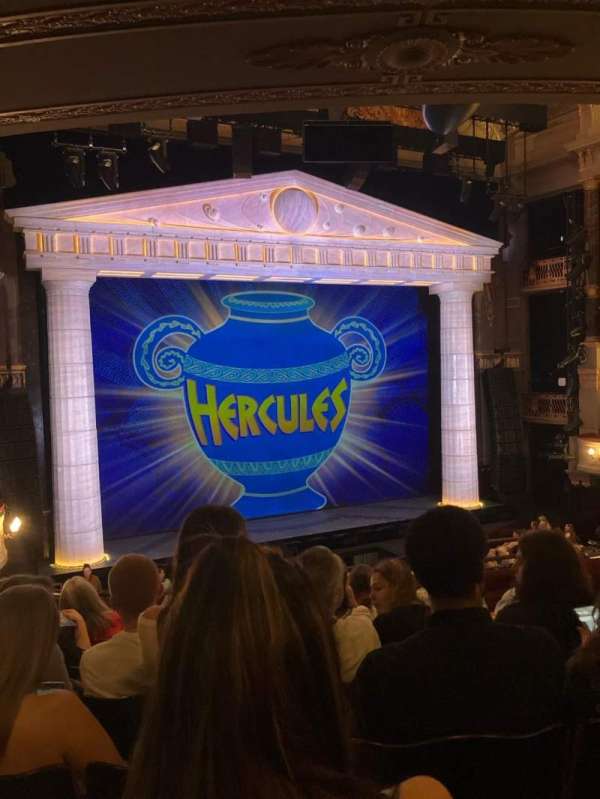 Theatre Royal Drury Lane, bloc: Royal Circle, rangée: F, place: 39