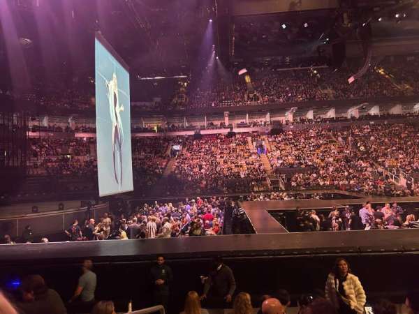 Scotiabank Arena, bloc: 109, rangée: 7, place: 17