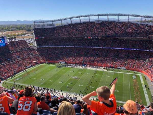 Empower Field at Mile High Stadium, bloc: 531, rangée: 31, place: 10