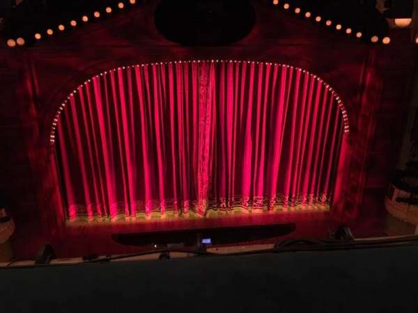 Shubert Theatre, bloc: Mezzanine C, rangée: A, place: 108