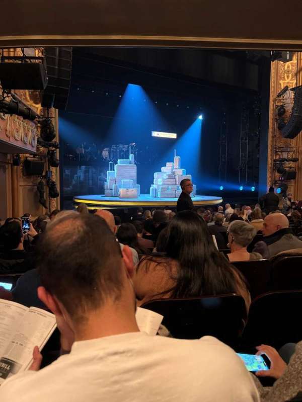 Longacre Theatre, bloc: Orchestra L, rangée: O, place: 12