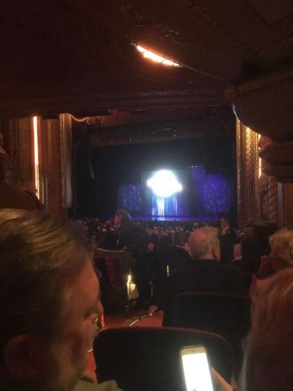 Wang Theatre, bloc: Orchestra R, rangée: Ddd, place: 32