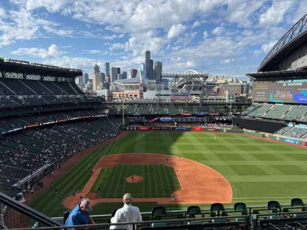 T-Mobile Park, bloc: 323, rangée: 11, place: 20
