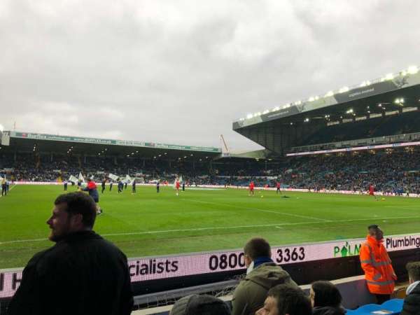 Elland Road, bloc: FA6, rangée: F, place: 139