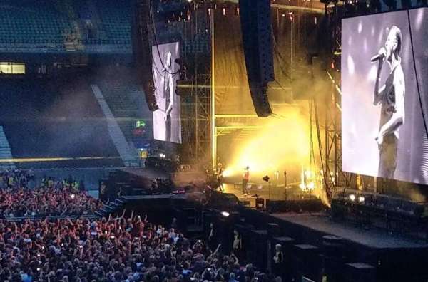 Twickenham Stadium, bloc: L4, rangée: 32, place: 196