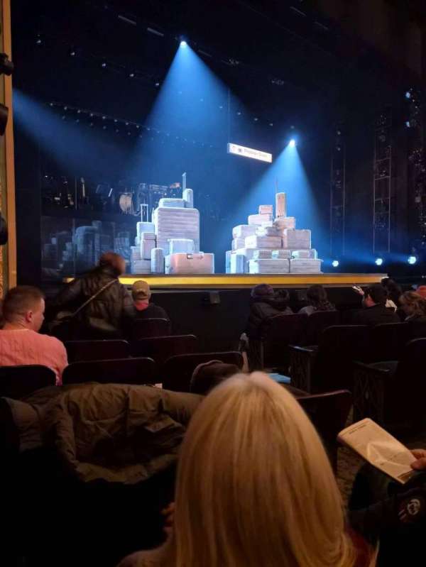 Longacre Theatre, bloc: Orchestra L, rangée: F, place: 6