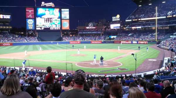 Turner Field, bloc: 104R, rangée: 24, place: 3 and 4