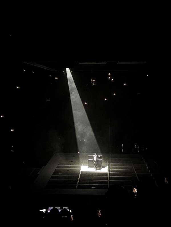 Accor Arena, bloc: Gradin H, rangée: 1, place: 3