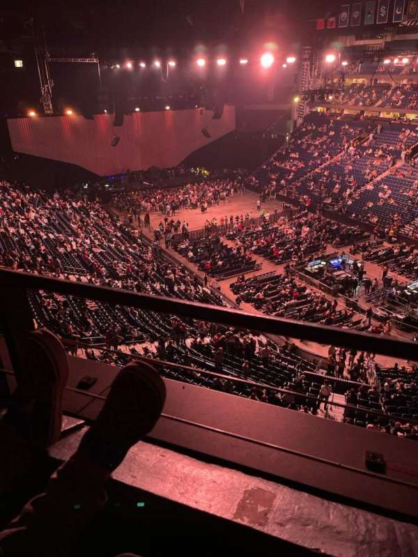 Bridgestone Arena, bloc: 330, rangée: A, place: 5