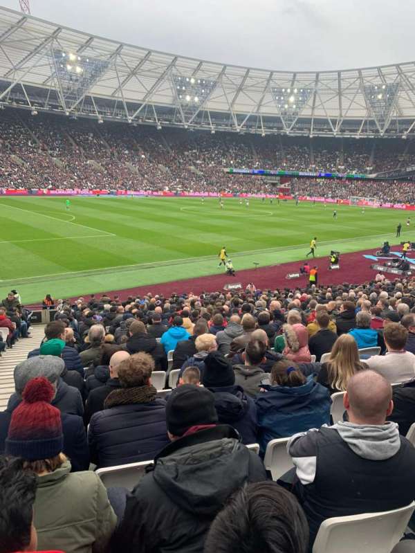 London Stadium, bloc: 103, rangée: 24