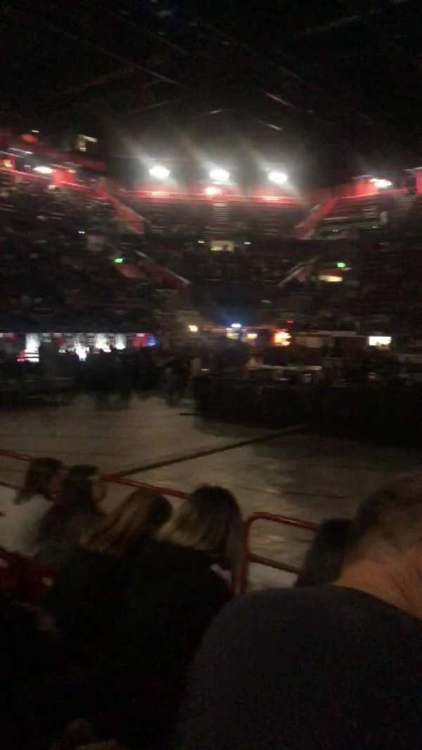 Unipol Forum, bloc: a22, rangée: 4, place: 8