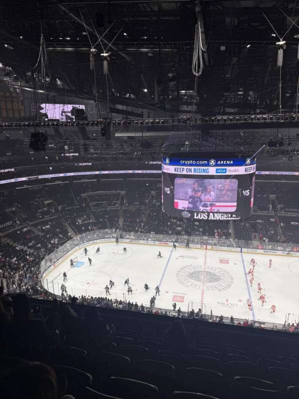 Crypto.com Arena, bloc: 301, rangée: 14, place: 6