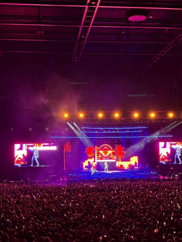 Ziggo Dome, bloc: 107, rangée: 4, place: 236