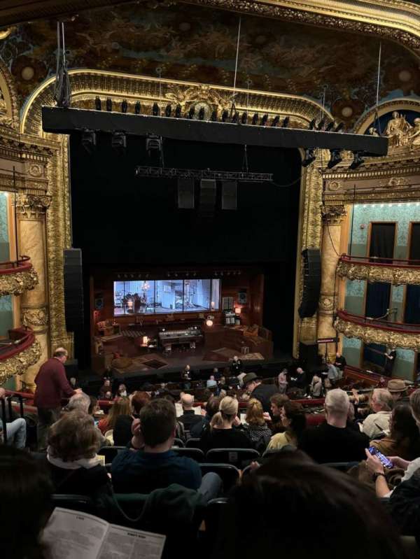 Emerson Colonial Theatre, bloc: Dress Circle LC, rangée: H, place: 117