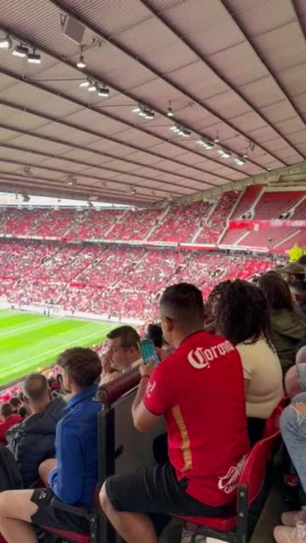 Old Trafford, bloc: N3403, rangée: 14, place: 167