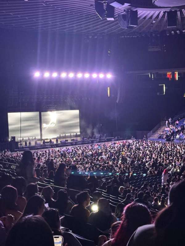 Oakland Arena, bloc: 111, rangée: 21, place: 6