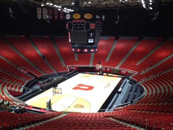 Jon M. Huntsman Center, bloc: ee, rangée: 32, place: 18